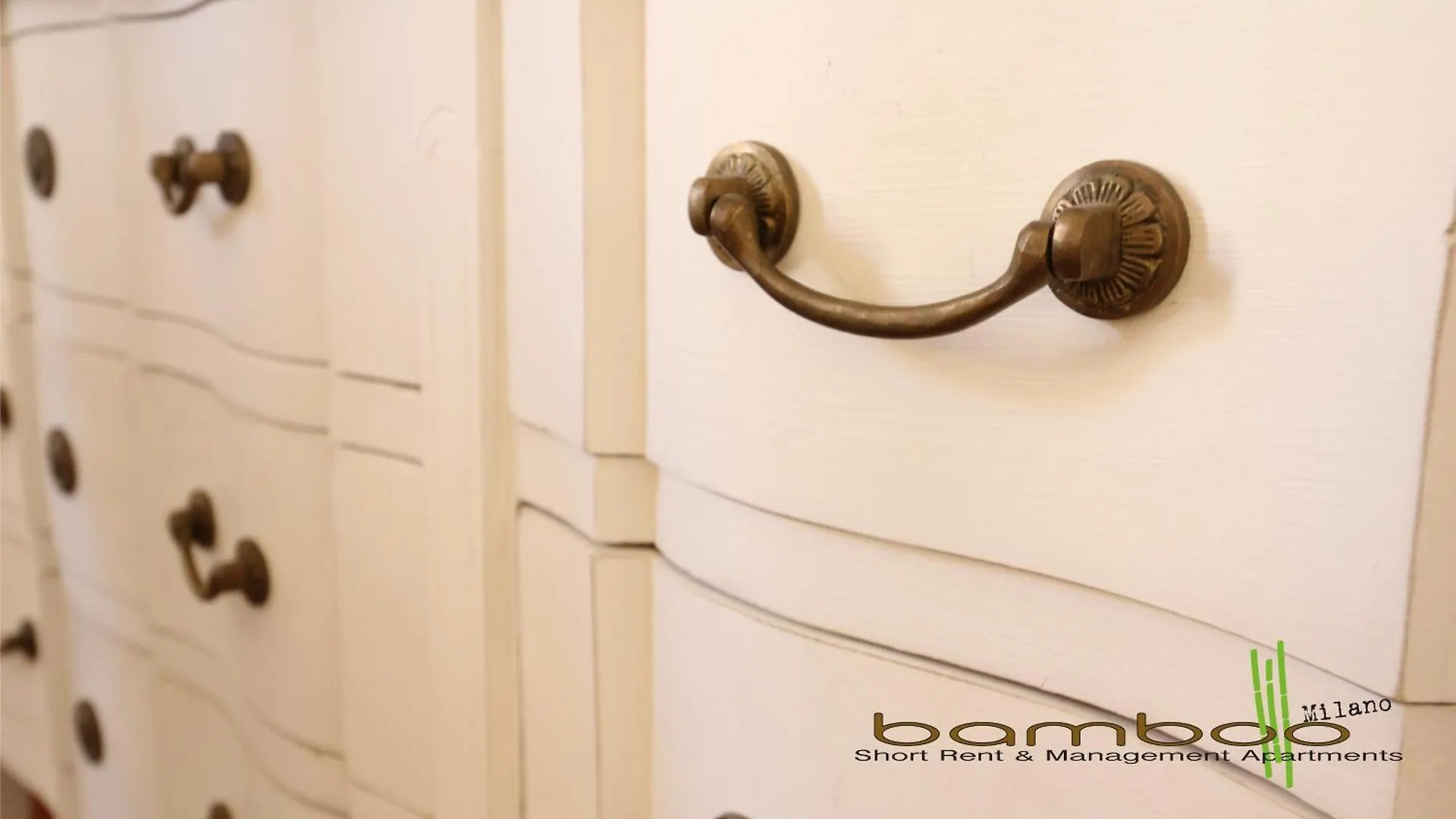 Bamboo Milano Lecco公寓 0*, 米兰